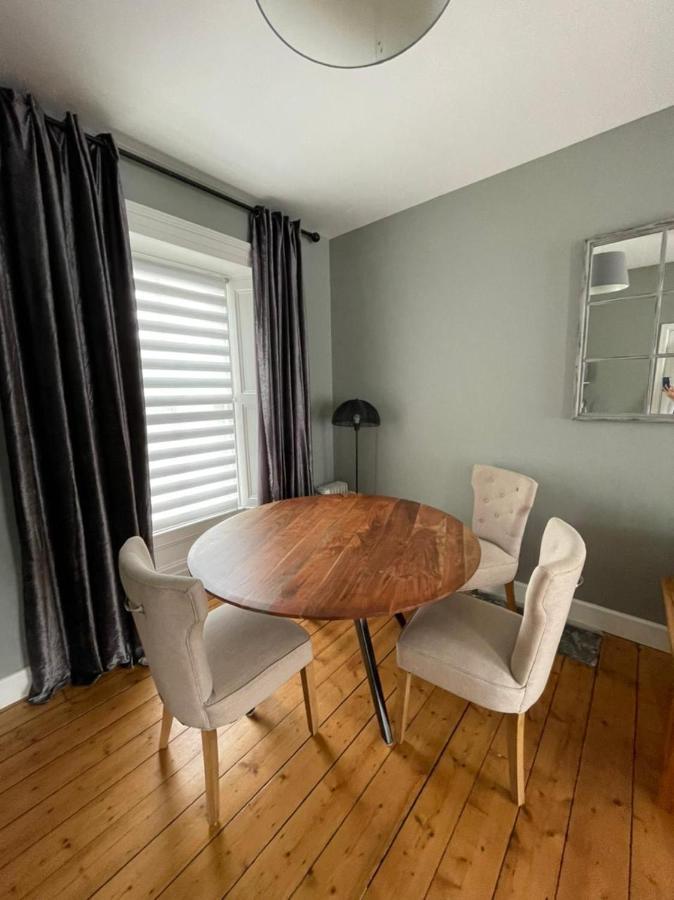 6 New Street Selfcatering Bnb Studio 1 Bantry Bagian luar foto
